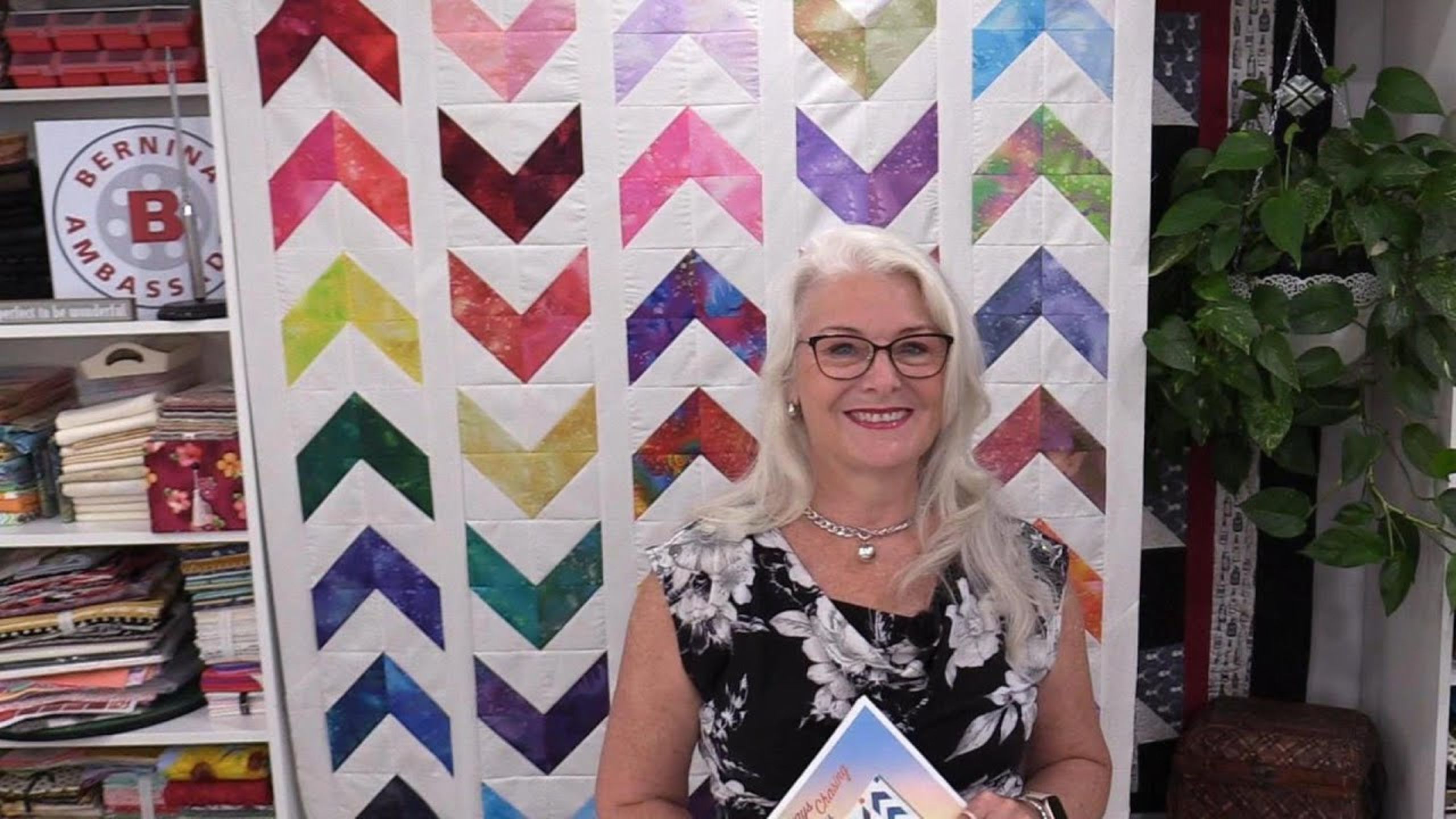Always Chasing Rainbows Quilt with Laura Coia of Sew Very Easy