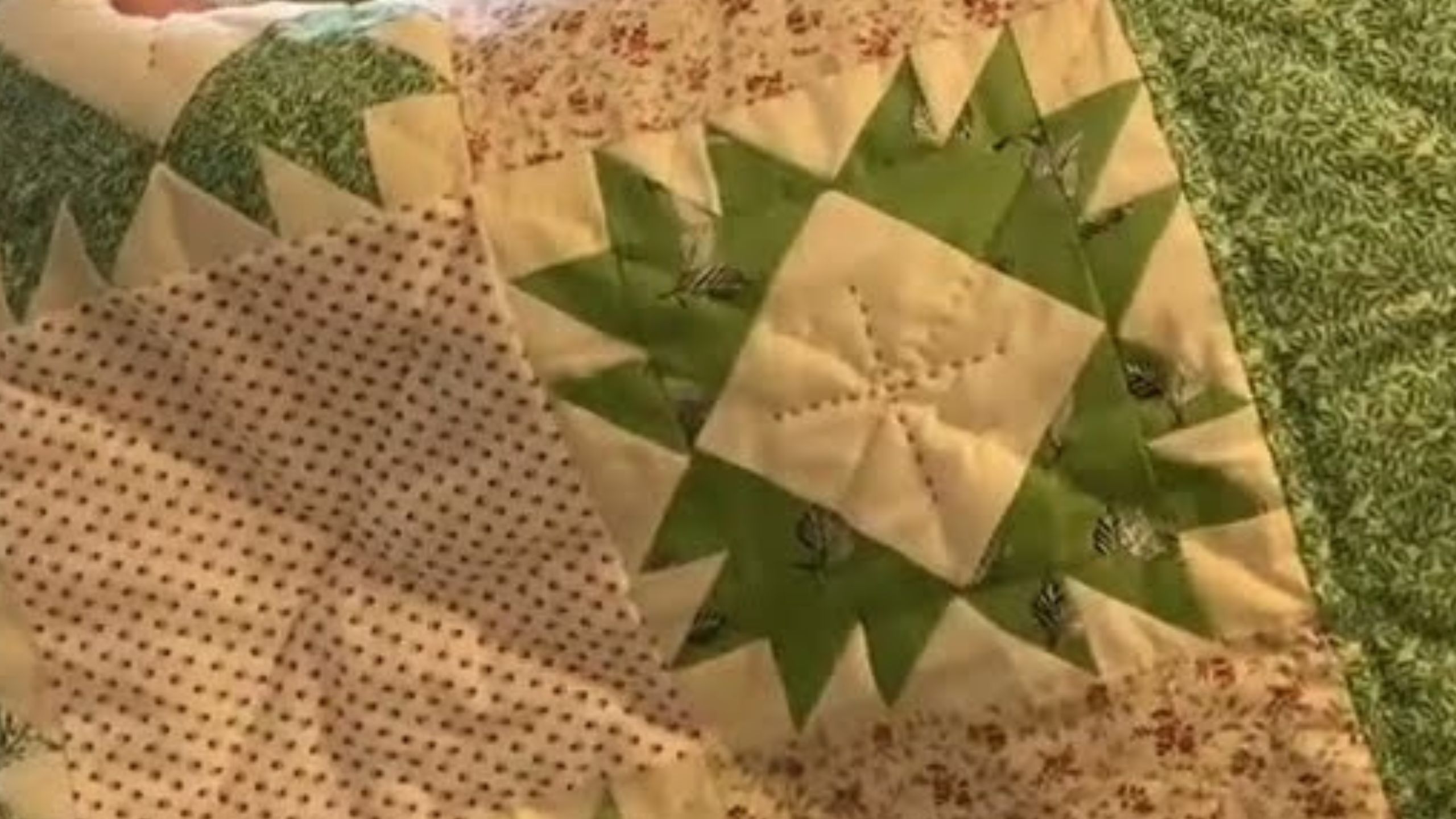 Kings cross quilt finish - Using your backing as binding with Beth Shibley