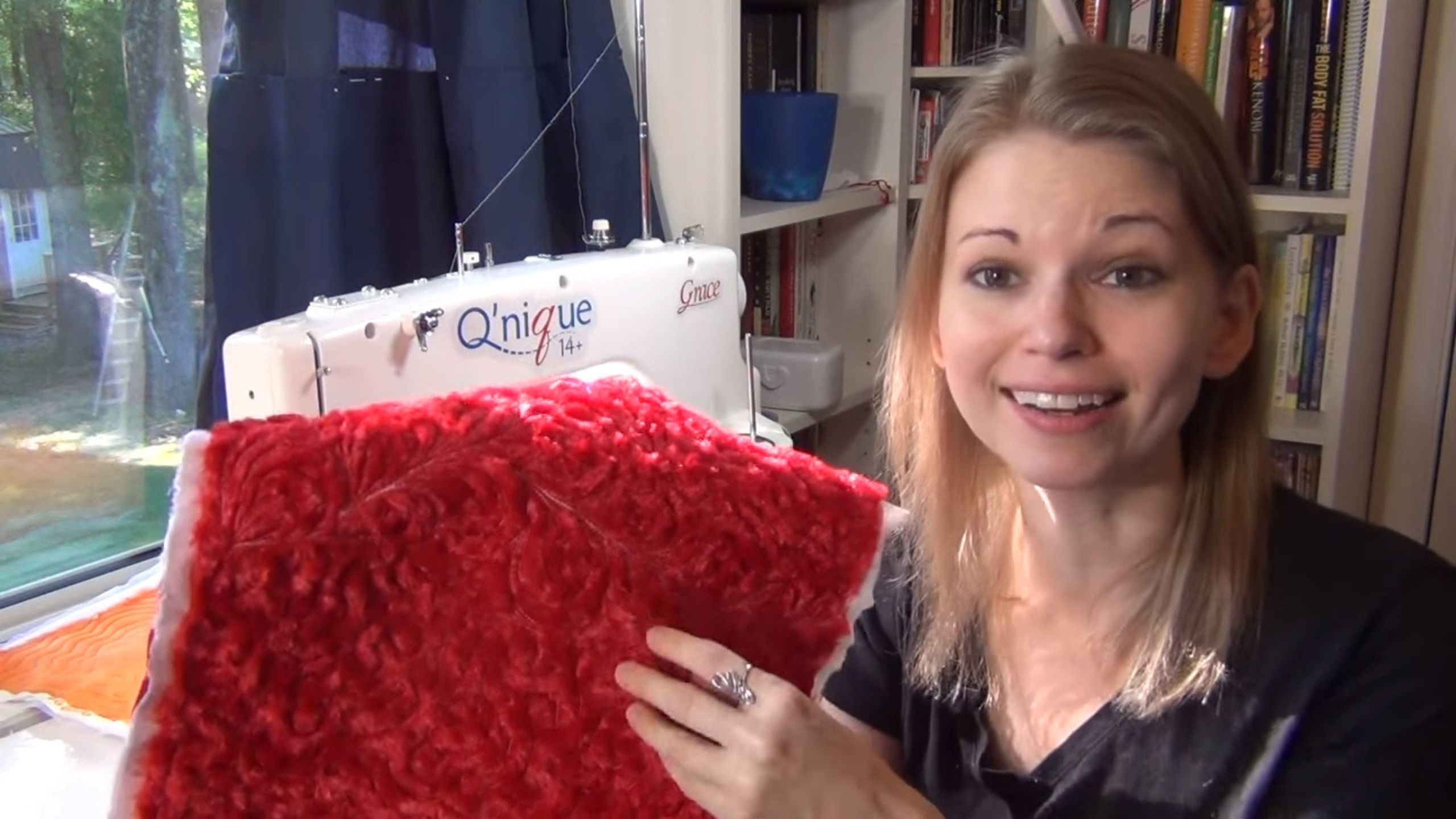 How to Quilt with Minky Fabrics - Free Motion Quilting Paisley with Leah Day