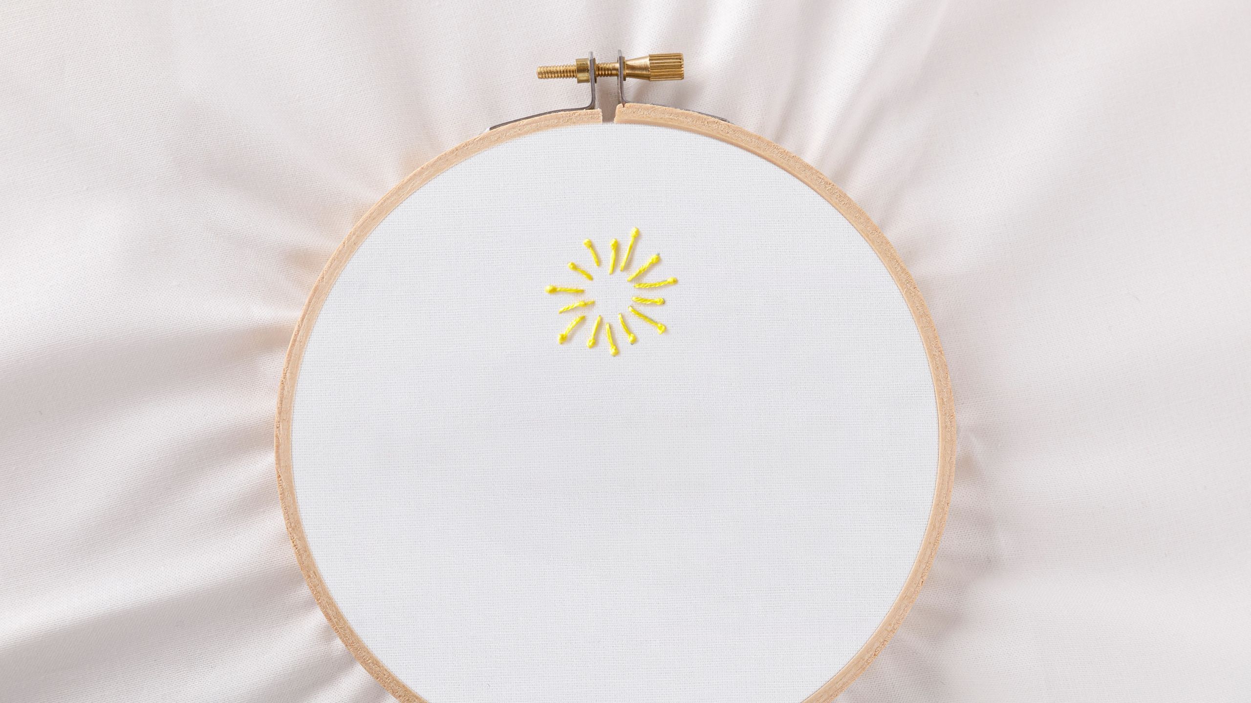 Embroidery 101: How to Embroider A Pistil Stitch
