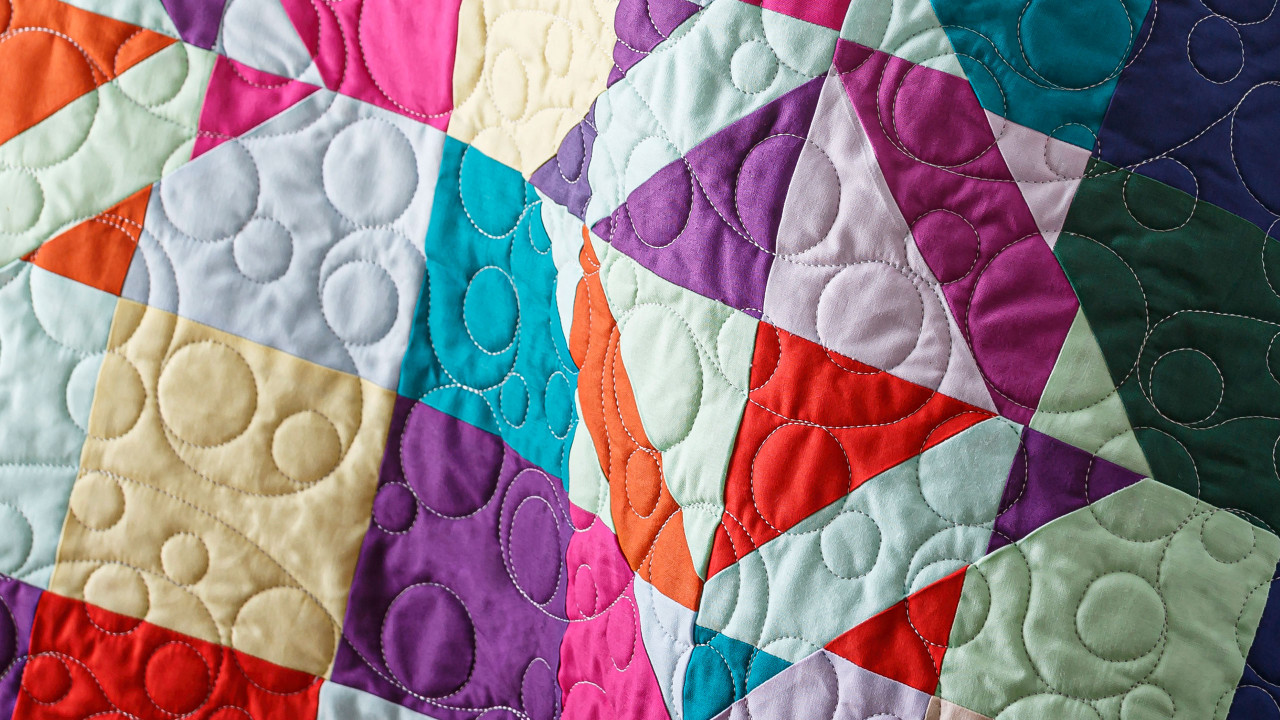 Missouri Star Baby Quilt with Flange Binding — Quilting Tutorials
